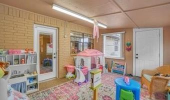1601 Oxford Dr, Altus, OK 73521