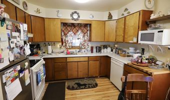 29 N Desmet Ave, Buffalo, WY 82834