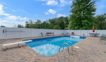 100 Stagecoach Dr, Alvaton, KY 42122