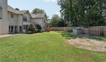 1496 Fallsbrook Ct NW, Acworth, GA 30101