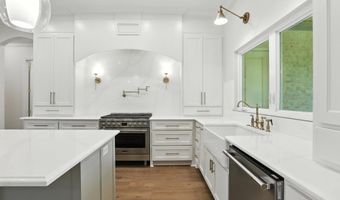 908 Cimarron Cv, Benton, AR 72019