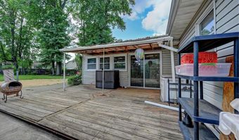 10 7th St, Aberdeen, NJ 07747