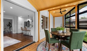2050 Camelot Rd, Ann Arbor, MI 48104