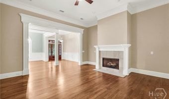 5 Pinebrook Ct, Savannah, GA 31405