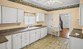 3302 College Ave, Alton, IL 62002