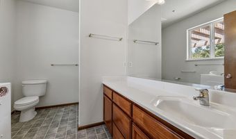 605 Orchard St, Ashland, OR 97520