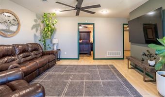23058 160th St, Altamont, MO 64620