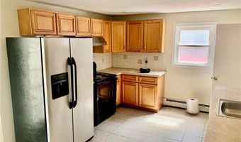 116 Summer St, Lincoln, RI 02838