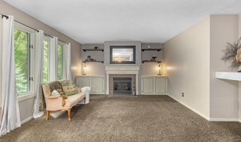 11576 Spruceview Dr, Allendale, MI 49401