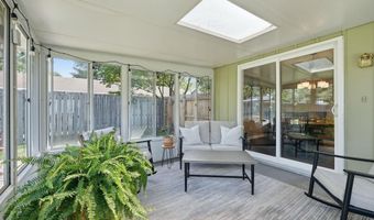 500 Greenbriar Blvd, Auburn, IN 46706