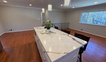 4721 SPRINGBROOK Dr, Annandale, VA 22003