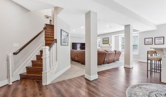 4027 25TH Rd N, Arlington, VA 22207