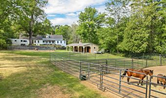 52 Lyford Rd, Brookfield, NH 03872
