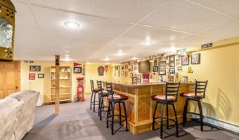 216 Wood Ln, Alburgh, VT 05440