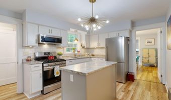 11 Southern Ave, Augusta, ME 04330