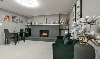 1316 N 13th St, Beatrice, NE 68310