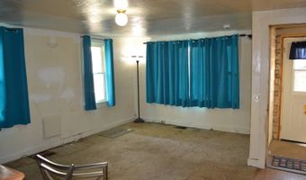 28 N. Third St, Albion, IL 62806