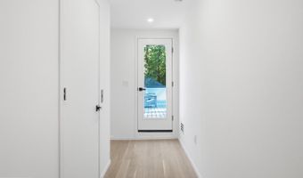 7502 NEVIS Rd, Bethesda, MD 20817