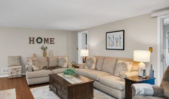 749 Park Ave, Belford, NJ 07718
