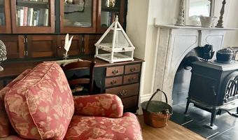 53 Congress St, Belfast, ME 04915