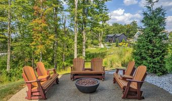 133 Woodford Dr, Adams Twp., PA 16033