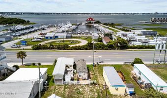 514 E Ft Macon Rd, Atlantic Beach, NC 28512