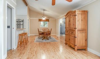 10 Belmont Dr, Barnstead, NH 03225