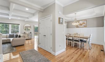 1 Cassidy Trl, Coventry, RI 02816
