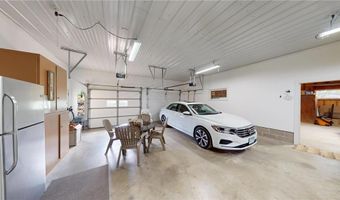 23096 Bluegrass Rd, Albert Lea, MN 56007