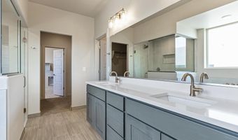 3674 Red Arroyo Dr, Alamogordo, NM 88310