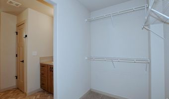 533 S 10th St, Berthoud, CO 80513