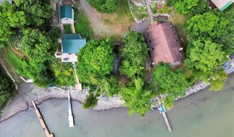 220 Way Ln, Bridport, VT 05734