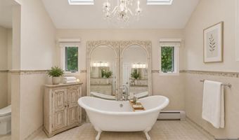 18 Monument Ln, Alpine, NJ 07620