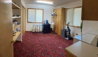 1913 Wayside Ln, Ava, MO 65608