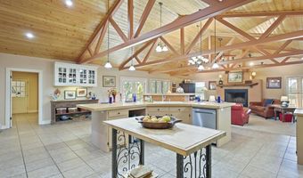 100 Loma Del Norte Dr, Alpine, TX 79830