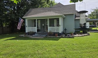 830 S Park Ave, Aurora, MO 65605