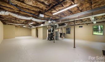 107 Beverly Rd, Asheville, NC 28805