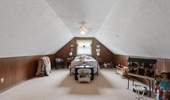 25 S Shore Dr, Addison, MI 49220