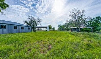 5673 Fm 1628, Adkins, TX 78101