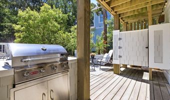 18 Three Flipper Trl, Bald Head Island, NC 28461