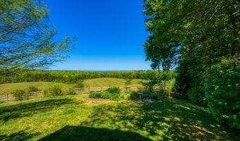 1043 Range Cemetery Rd, Allardt, TN 38504