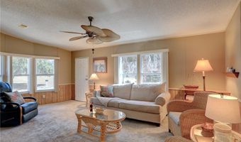 313 Avocado Dr, Barefoot Bay, FL 32976
