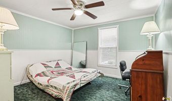 330 Catherine Ct, Allegan, MI 49010