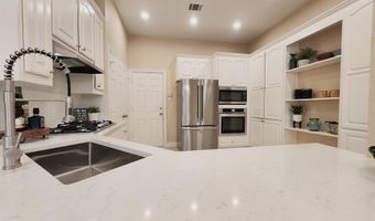 4121 Juliard Dr, Addison, TX 75001