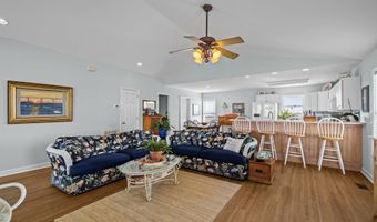 108 N Kinston Ave, Atlantic Beach, NC 28512