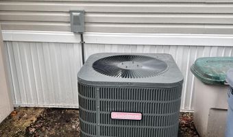115 Cedar Ln, Barnegat, NJ 08005