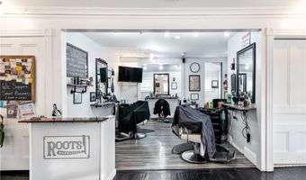 74 Maple Ave, Barrington, RI 02806