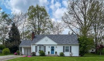 30 Hood Dr, Canfield, OH 44406