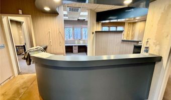 1090 New London Ave 5, Cranston, RI 02920