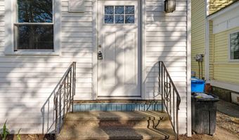 129 N Pine Ave, Albany, NY 12203